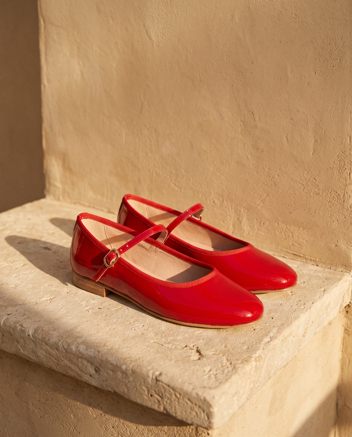 AGATHE ROUGE