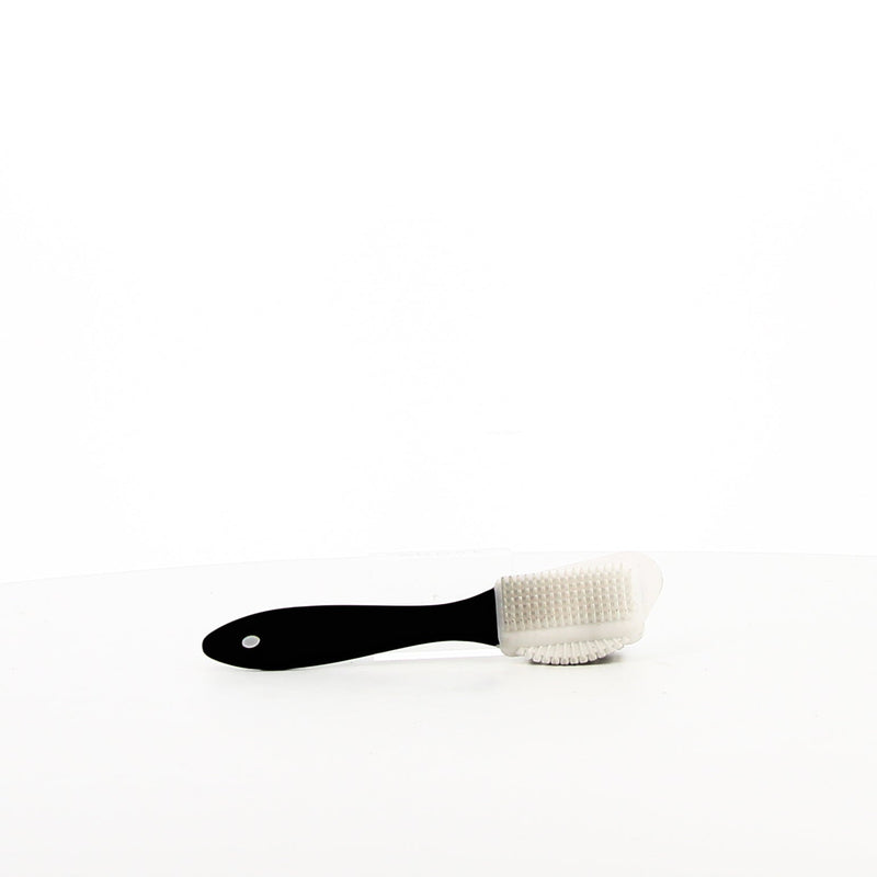 PRODUIT POUR DAIM BROSSE LAITON PLASTIQUE - André
