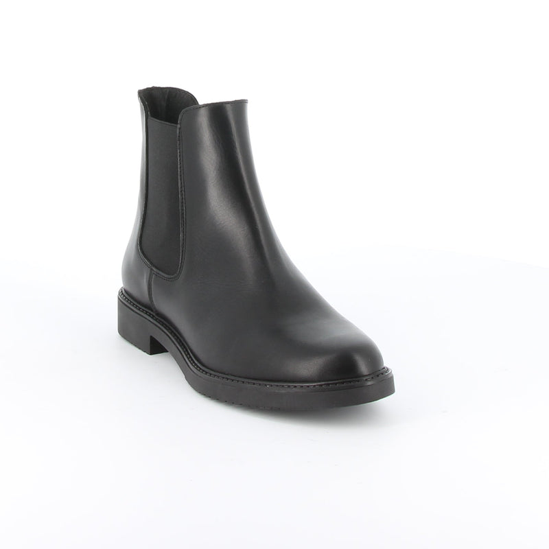 BOOTS BRUNETTE NOIR - André