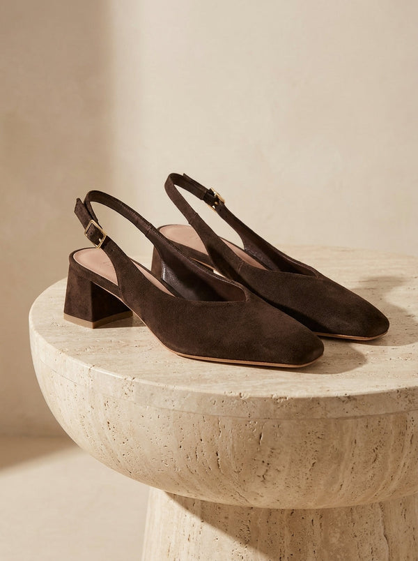 DORLA MARRON SUEDE — nature morte