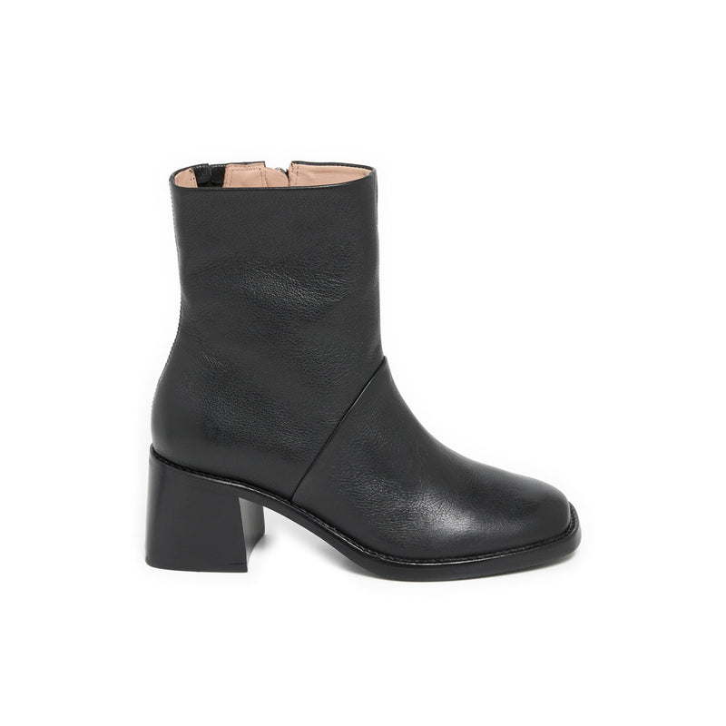 ELLIE NOIR - BOOTS