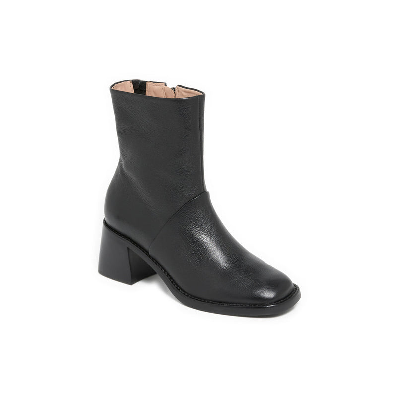 ELLIE NOIR - BOOTS