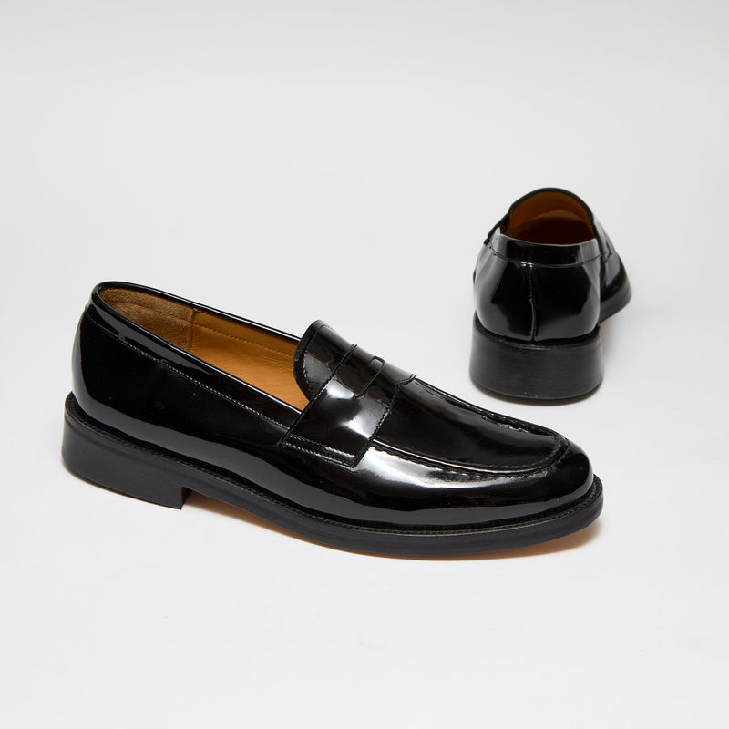 KAERYN NOIR VERNIS - MOCASSIN
