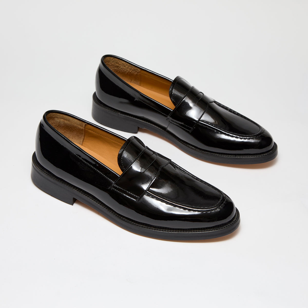 KAERYN NOIR VERNIS - MOCASSIN